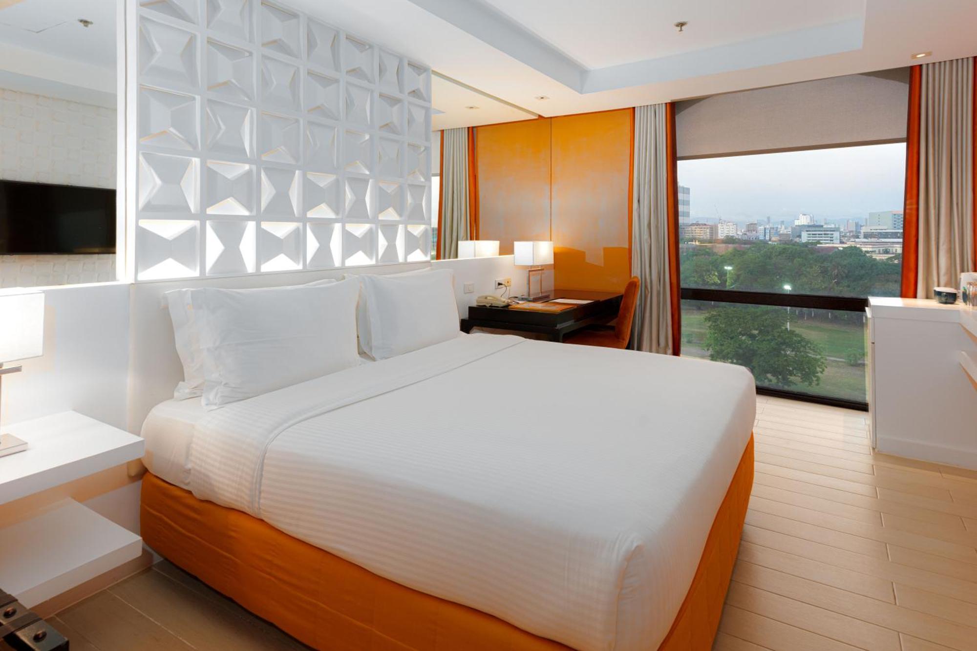 เบย์ลีฟ อินตรามูโรส โฮเต็ล Hotel มะนิลา ภายนอก รูปภาพ